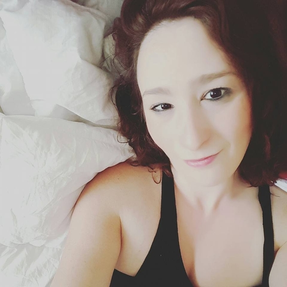 Meet your Posher, Anika - Picture 1 of 1